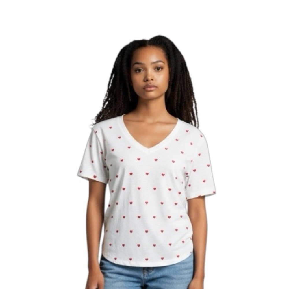 Draper James 💯% cotton heart print v neck short sleeve T-shirt